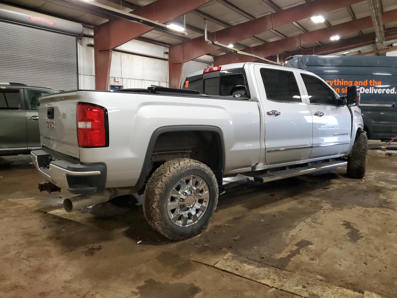 2019 GMC Sierra - Image 3