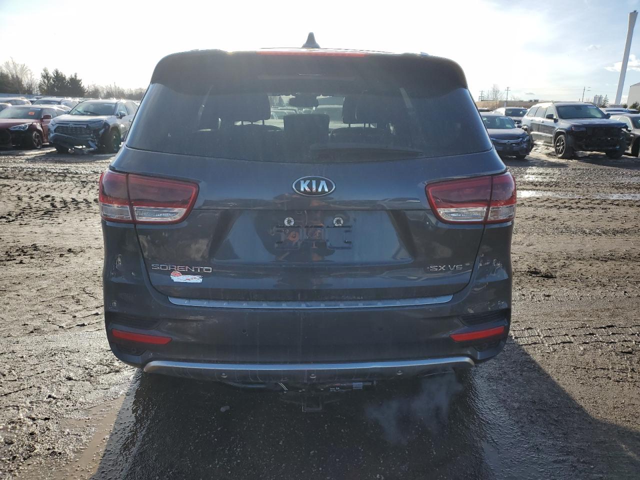 2017 Kia Sorento - Image 6