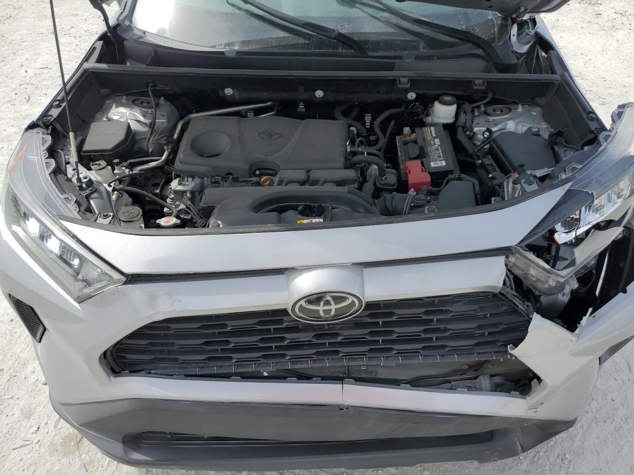 2019 Toyota RAV 4 - Image 13