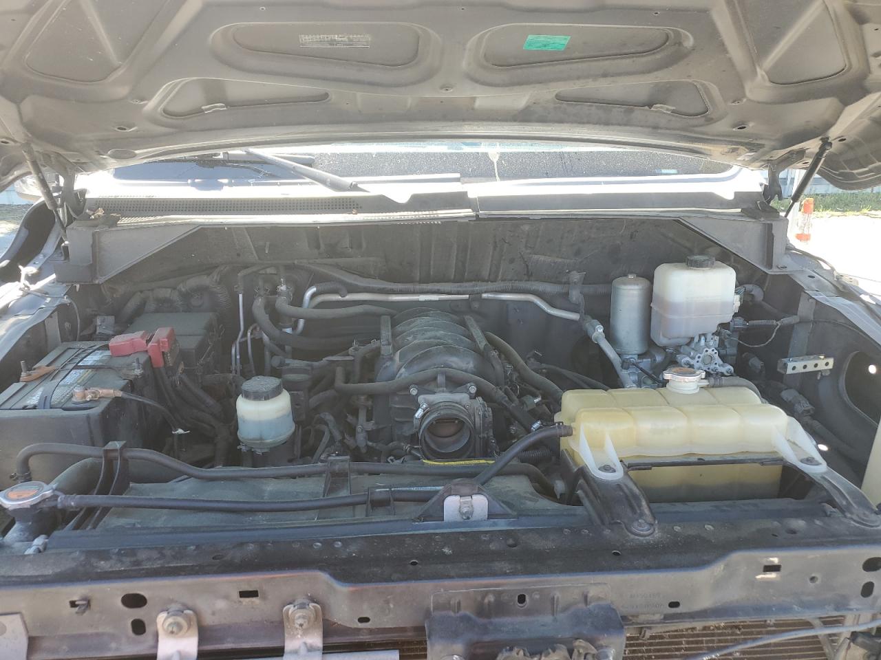 2012 Nissan NV - Image 12