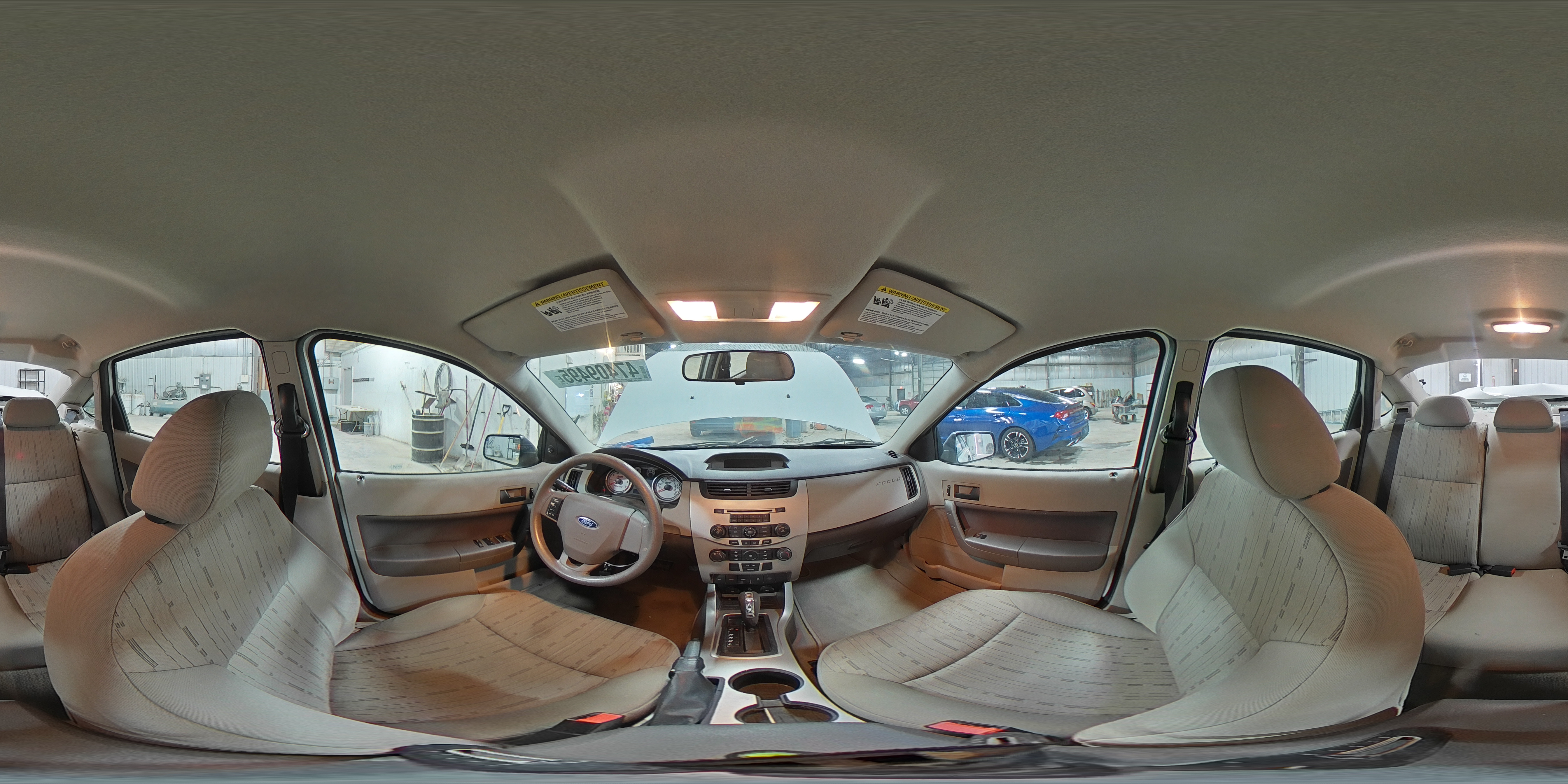 2010 Ford Focus - Image 13