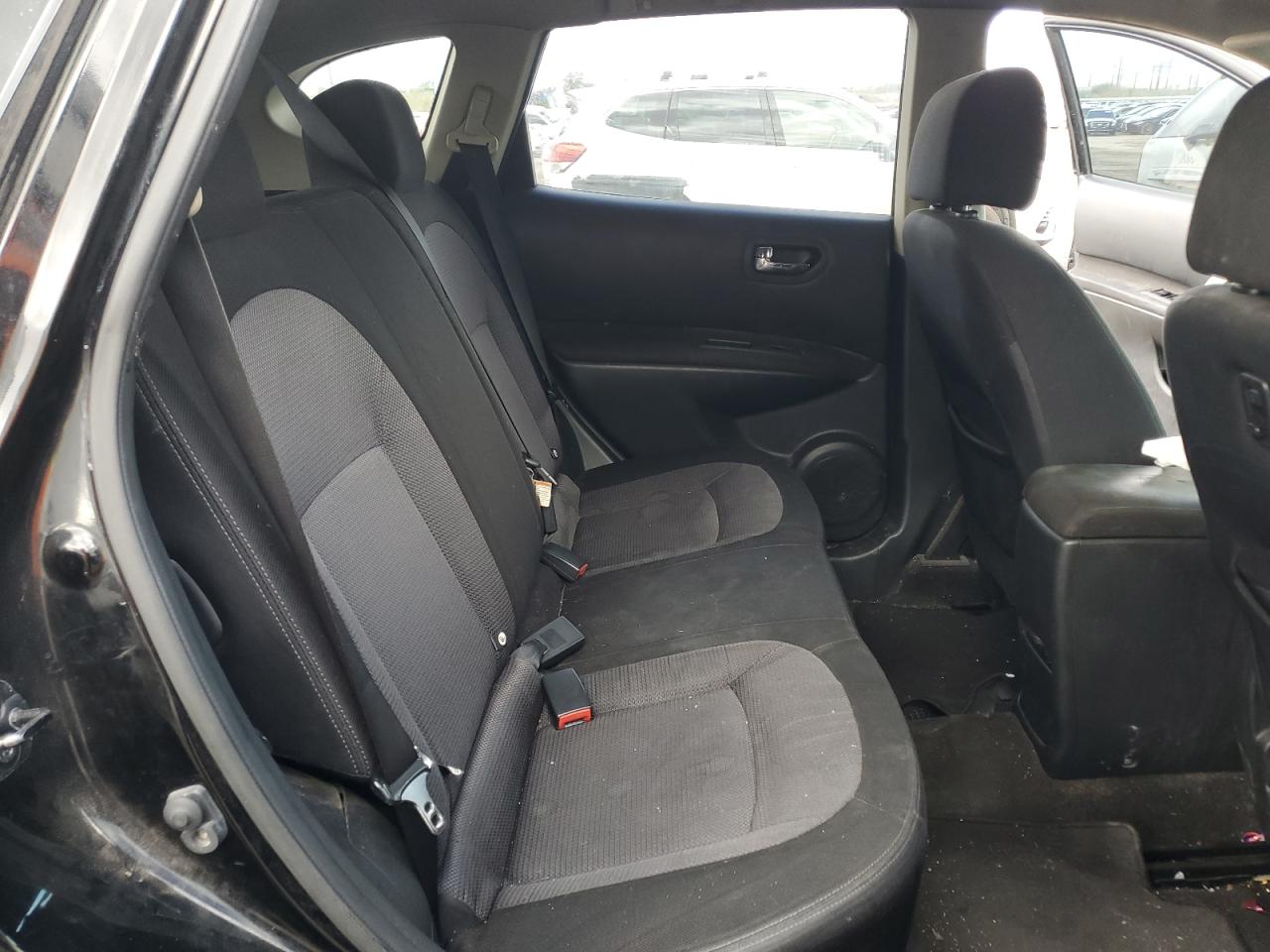 2013 Nissan Rogue - Image 11