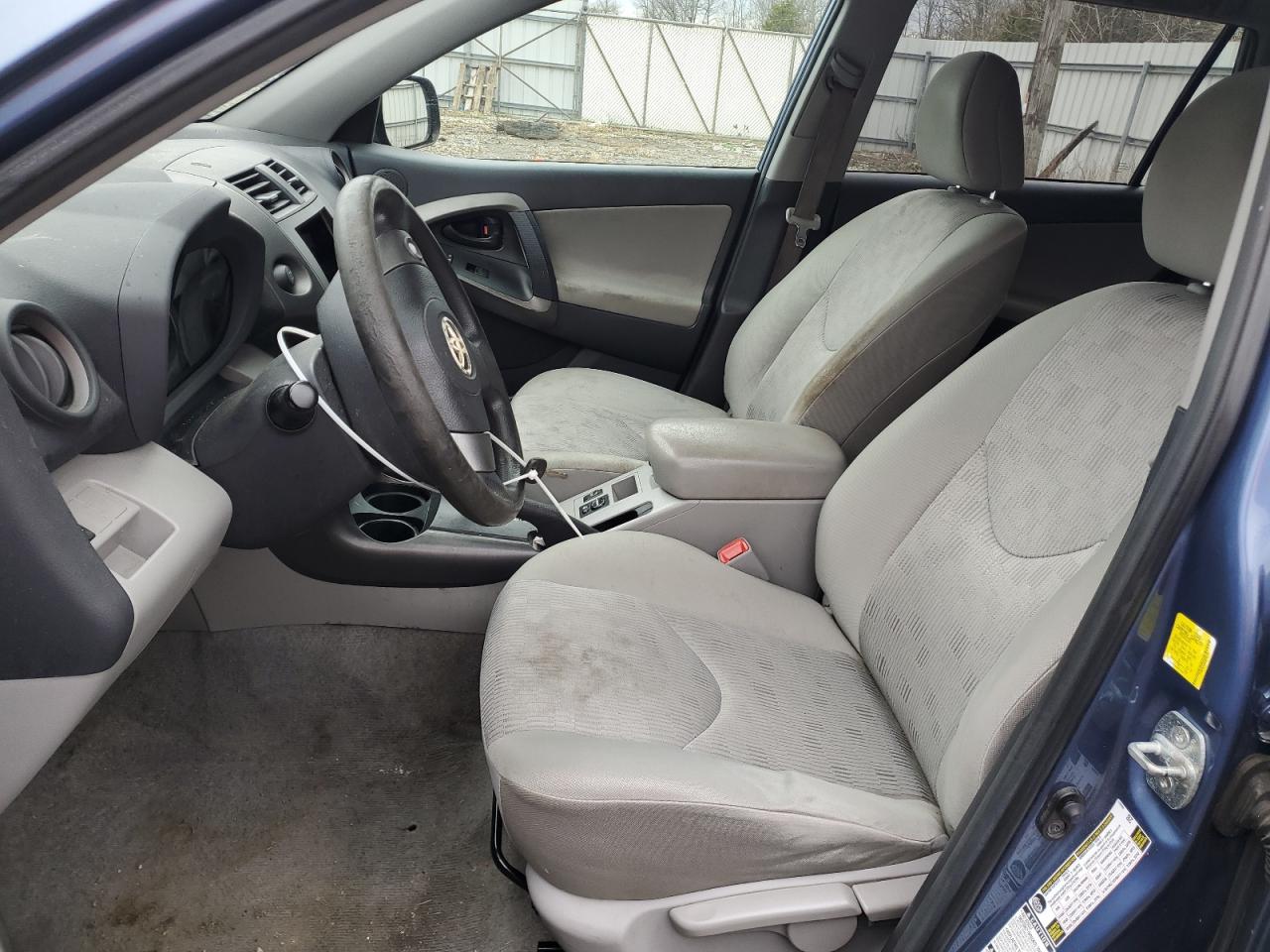 2010 Toyota RAV 4 - Image 7