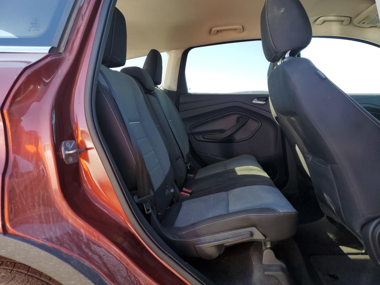 2014 Ford Escape - Image 11
