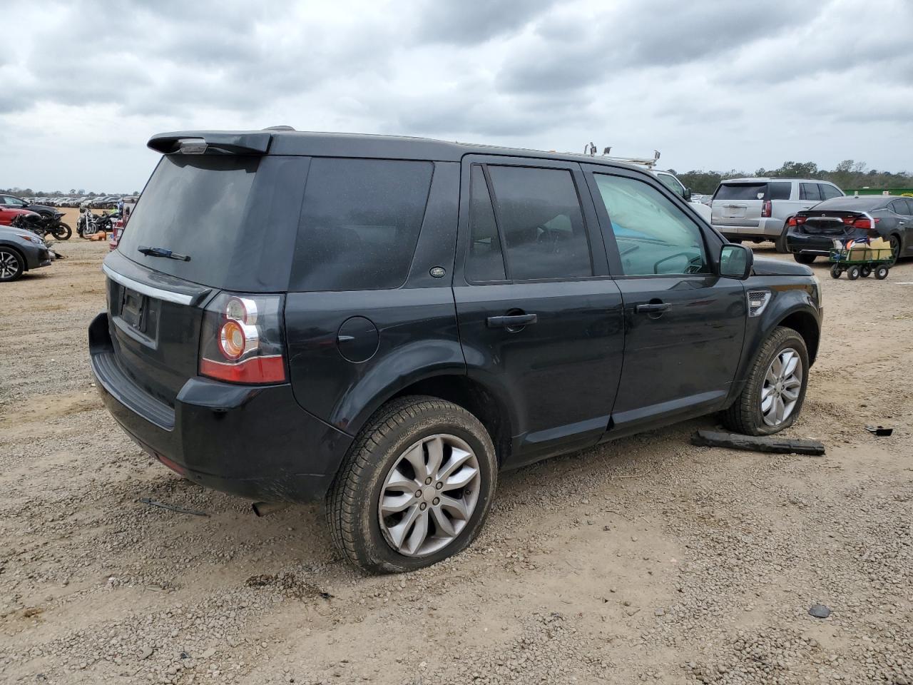 2014 Land Rover LR2 - Image 3
