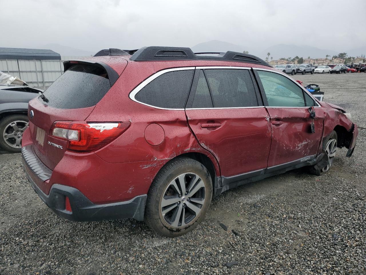 2018 Subaru Outback - Image 3
