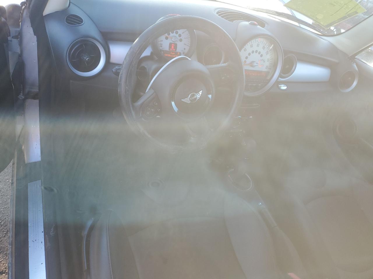 2011 MINI Cooper - Image 8