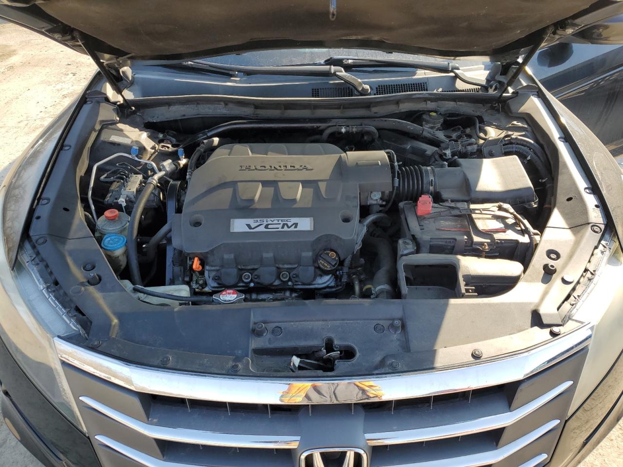 2010 Honda Accord - Image 11