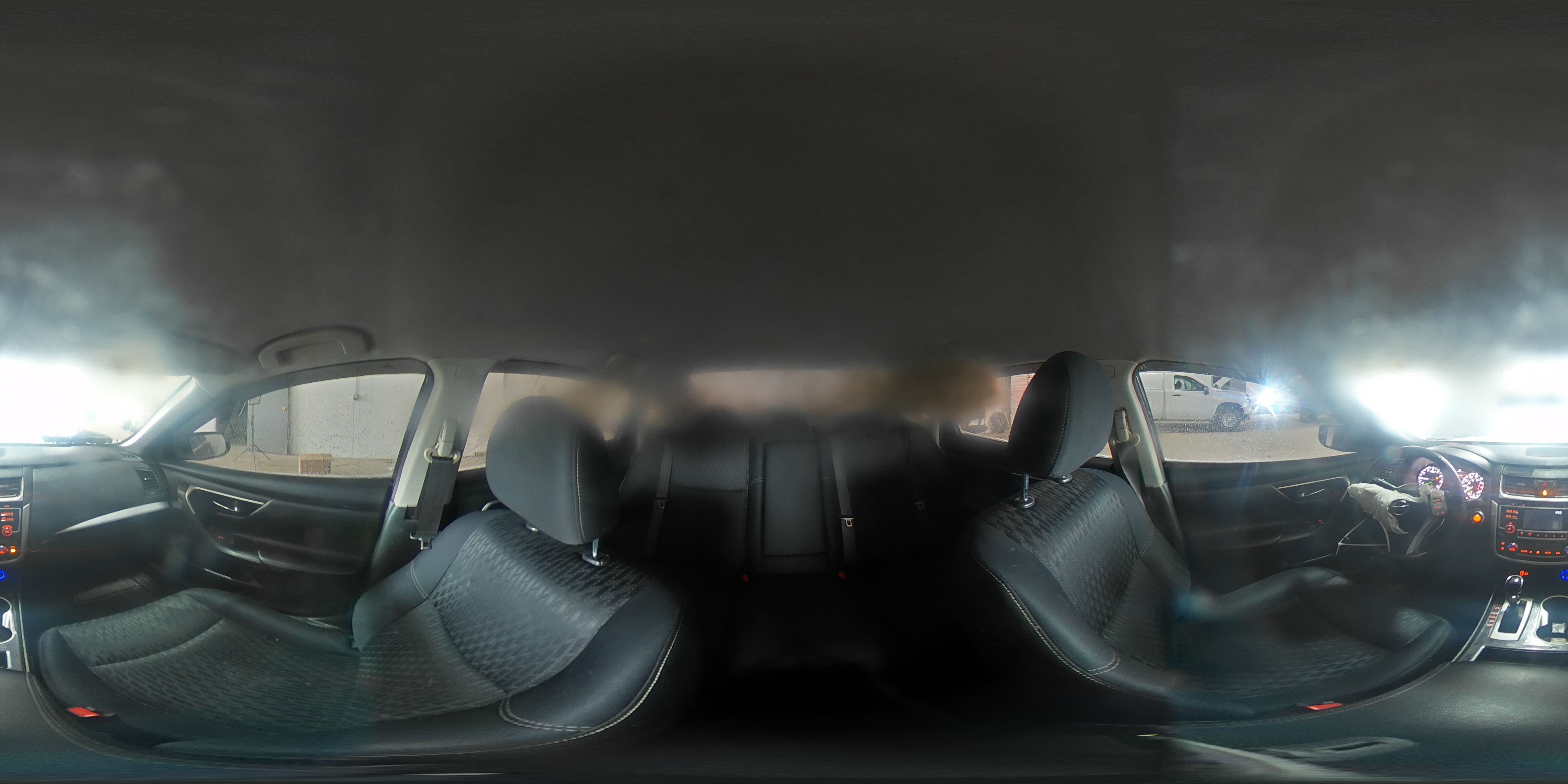 2018 Nissan Altima - Image 13