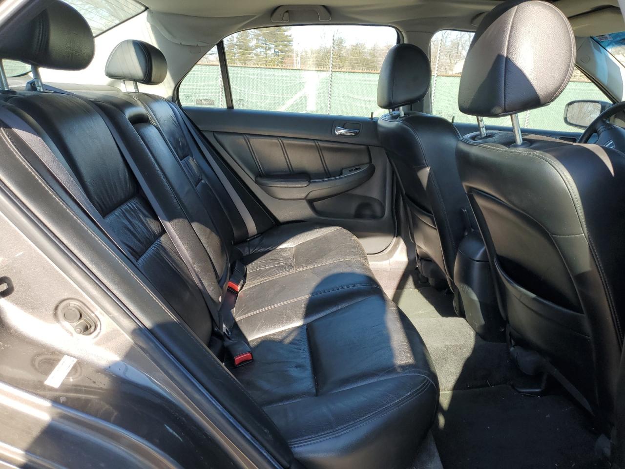 2006 Honda Accord - Image 10