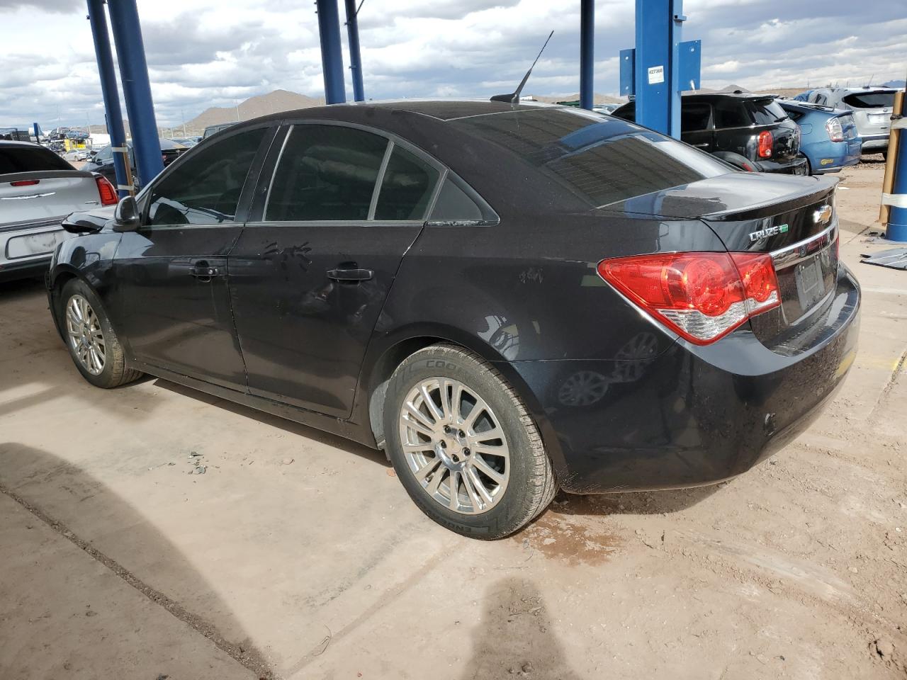 2014 Chevrolet Cruze - Image 2