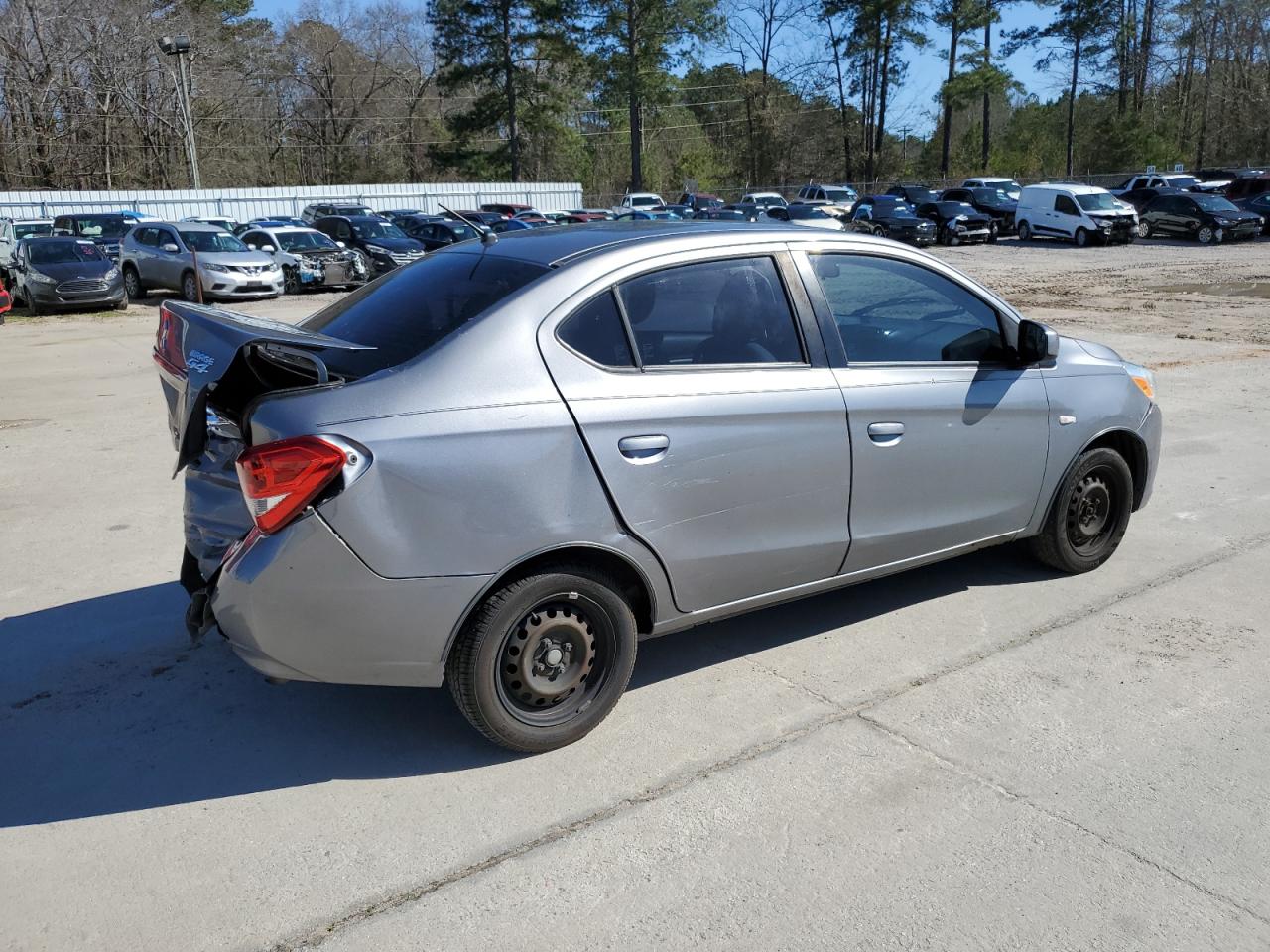 2018 Mitsubishi Mirage - Image 3
