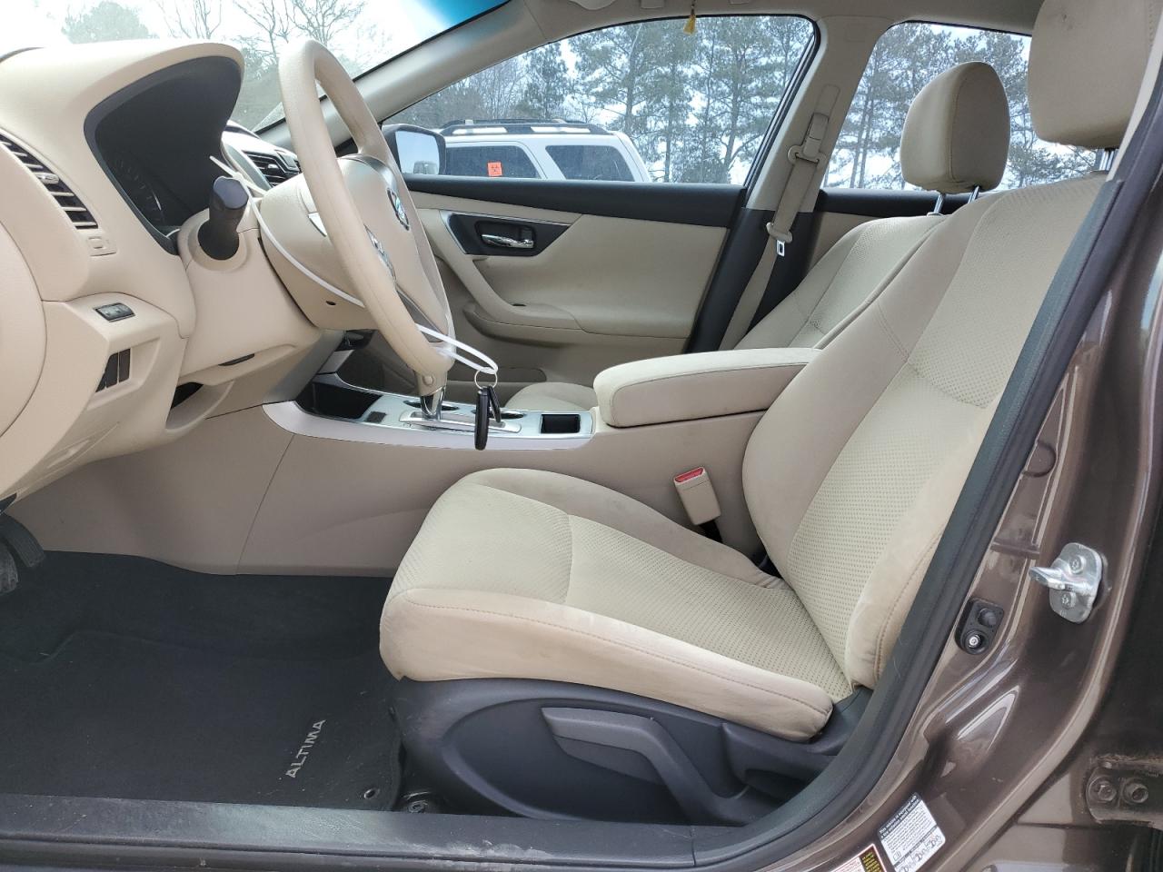 2015 Nissan Altima - Image 7