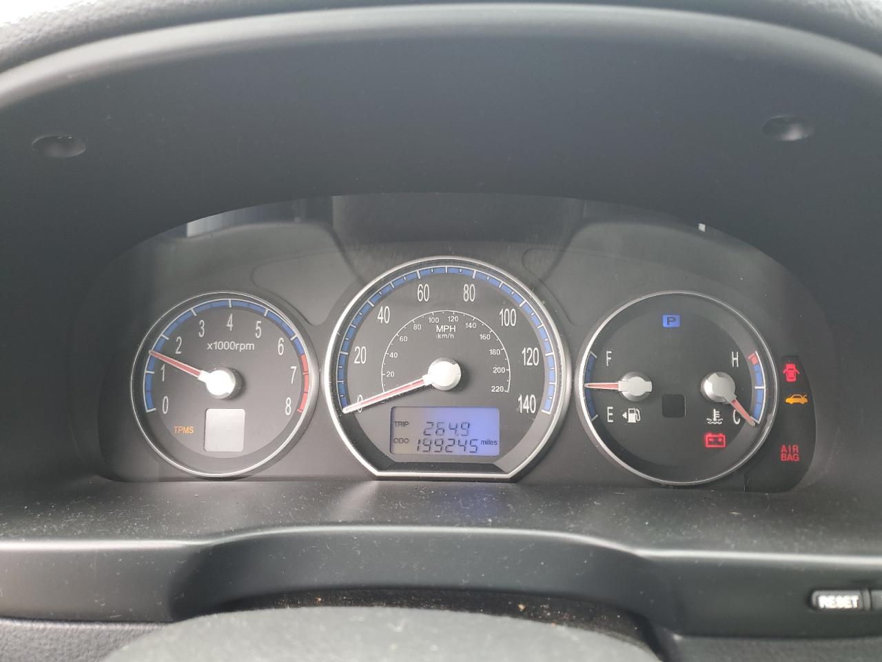 2007 Hyundai Santa Fe - Image 9