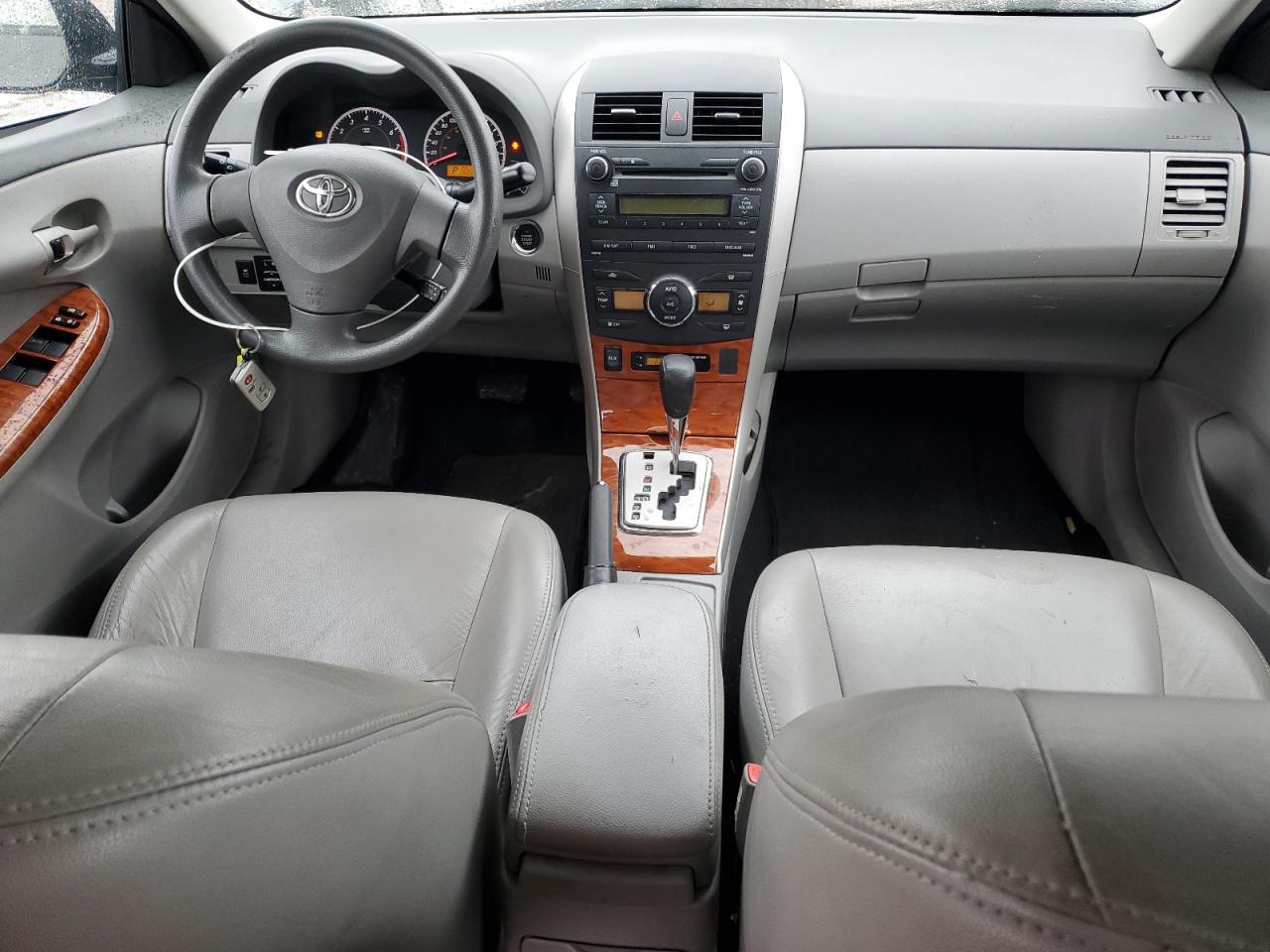 2010 Toyota Corolla - Image 8