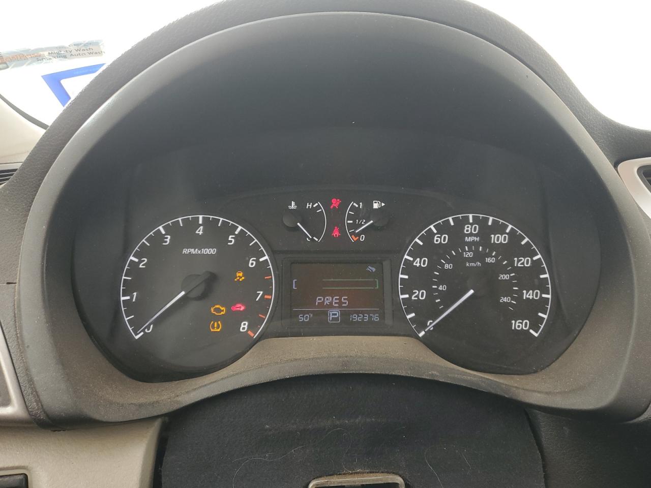 2015 Nissan Sentra - Image 9