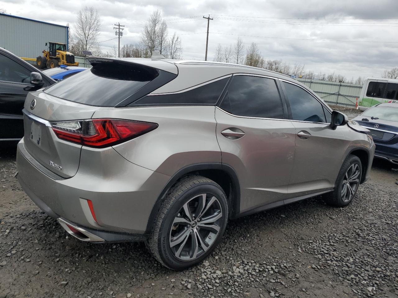 2018 Lexus RX - Image 3