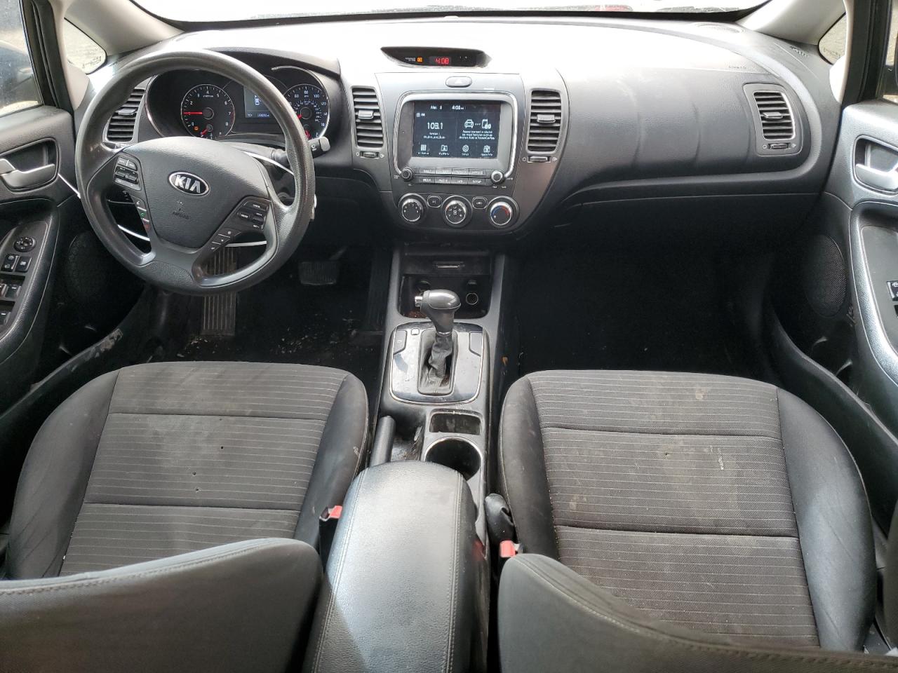 2018 Kia Forte - Image 8