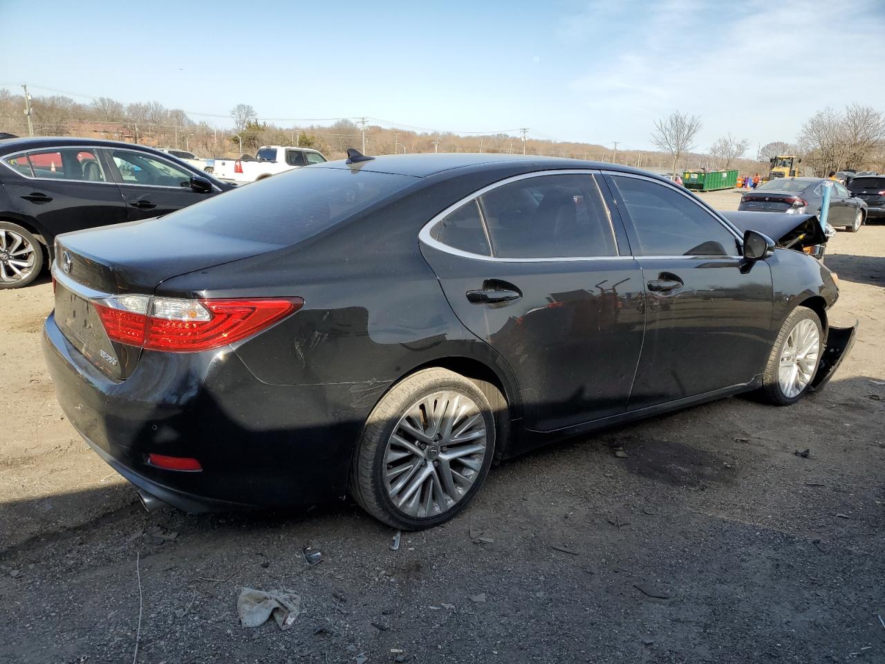 2013 Lexus ES - Image 3