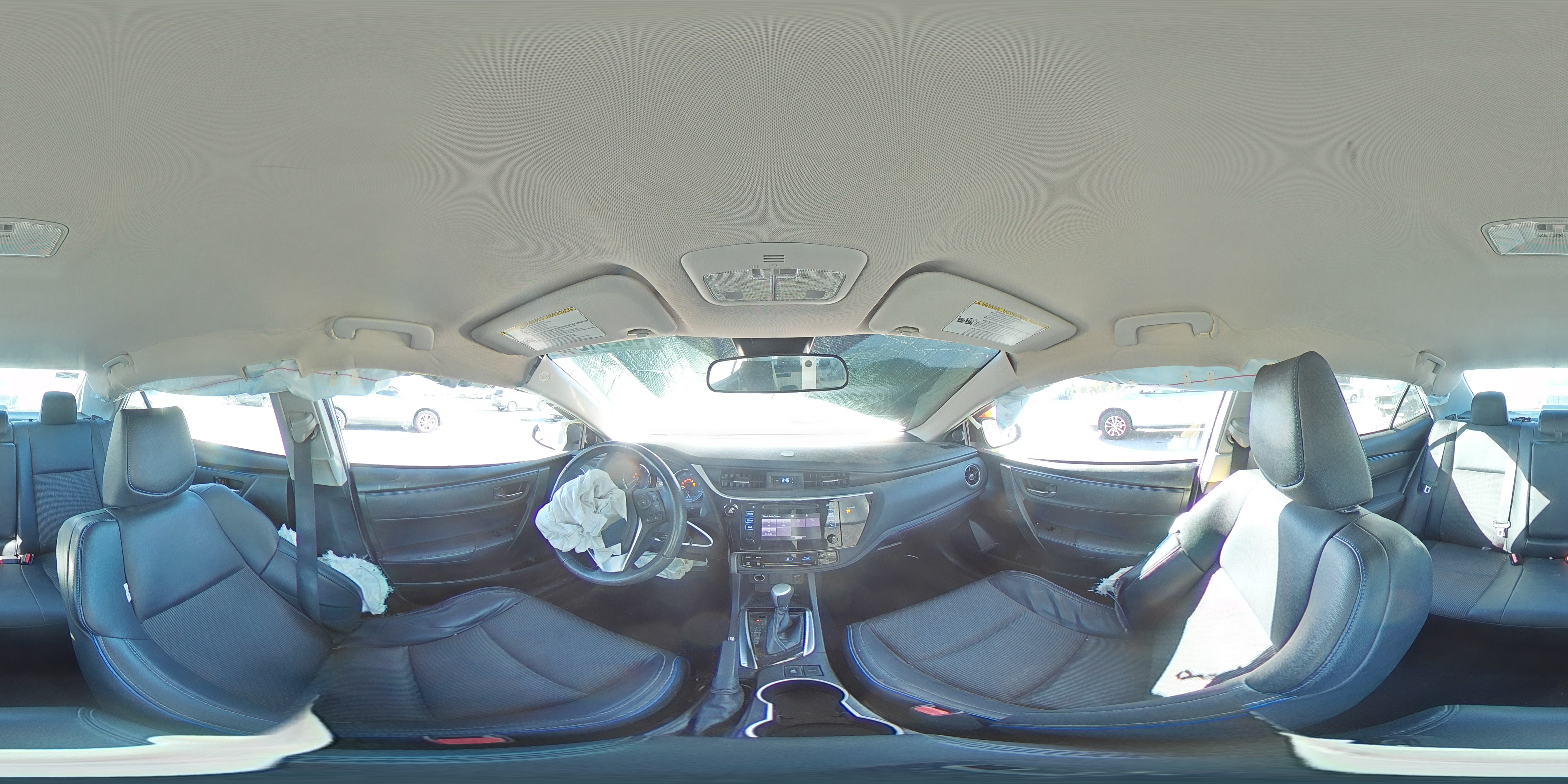 2018 Toyota Corolla - Image 12