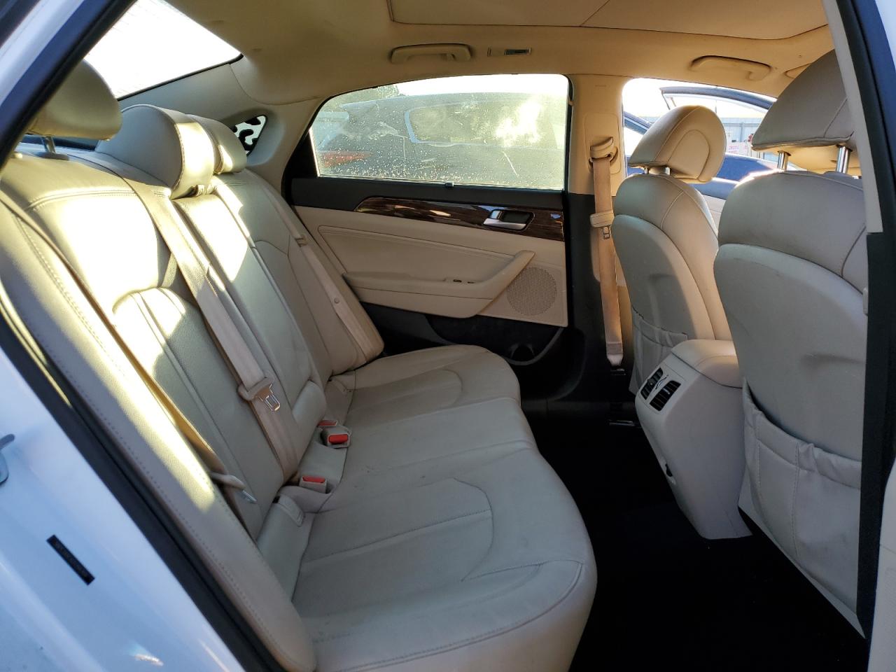 2016 Hyundai Sonata - Image 11