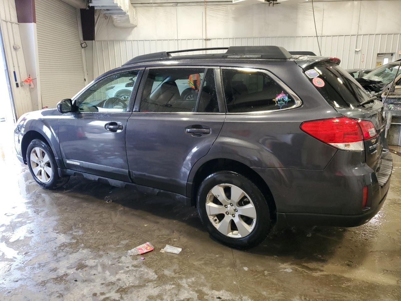 2010 Subaru Outback - Image 2