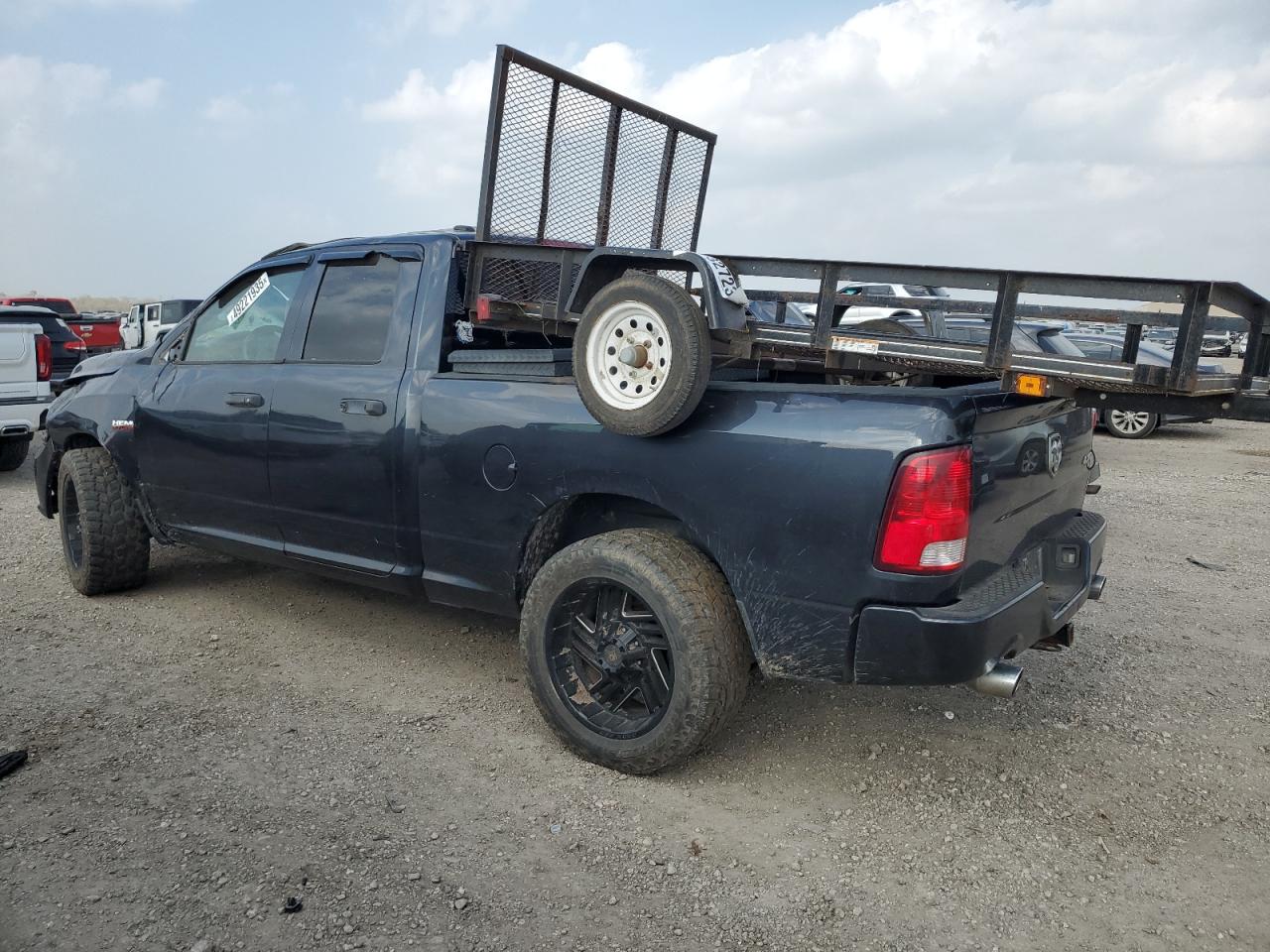 2014 RAM 1500 - Image 2