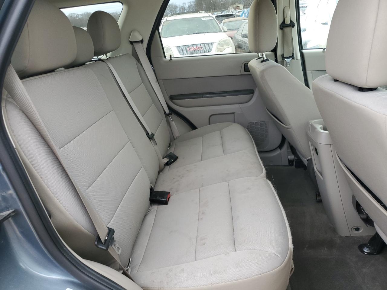 2011 Ford Escape - Image 10