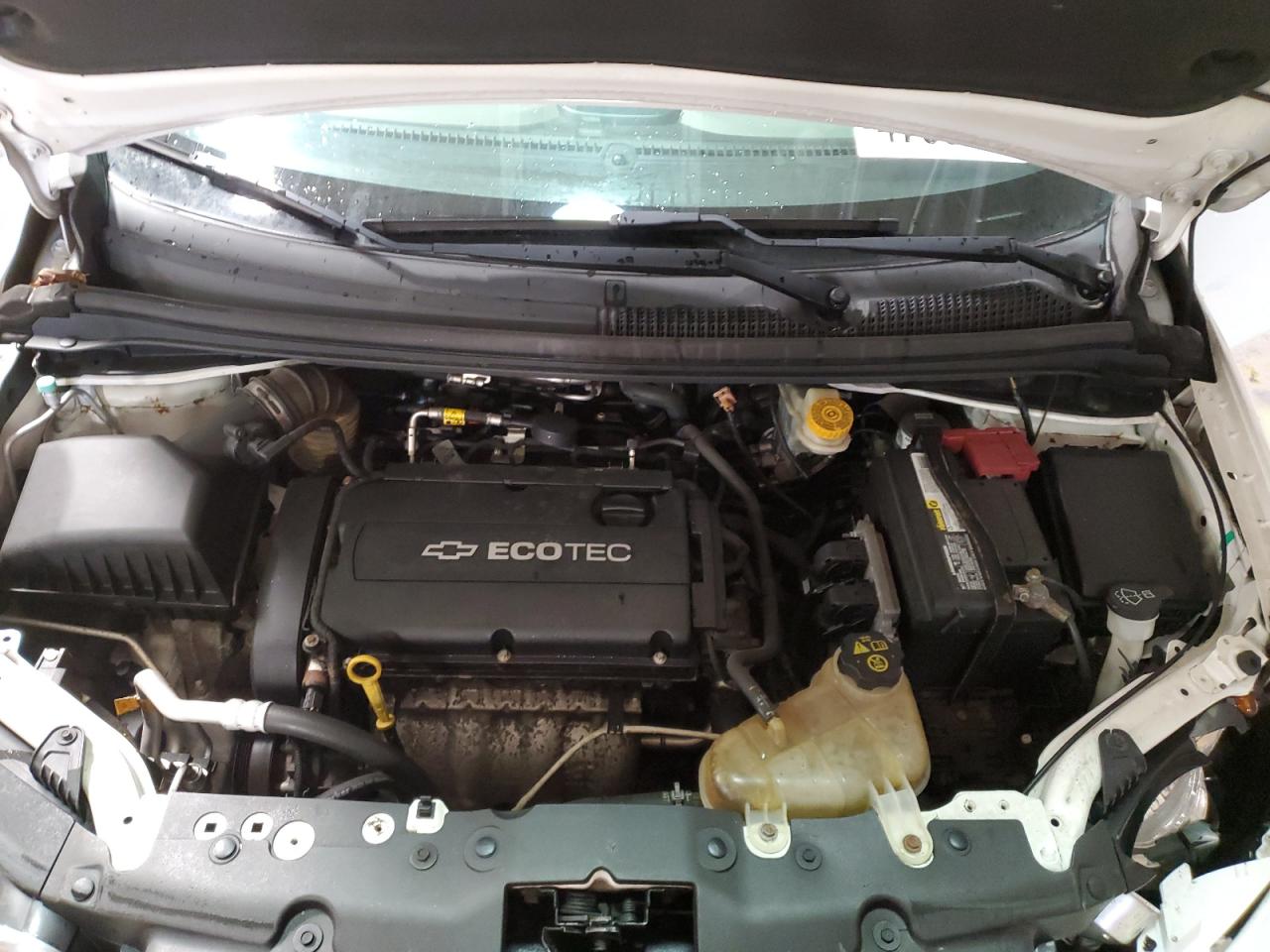 2012 Chevrolet Sonic - Image 11