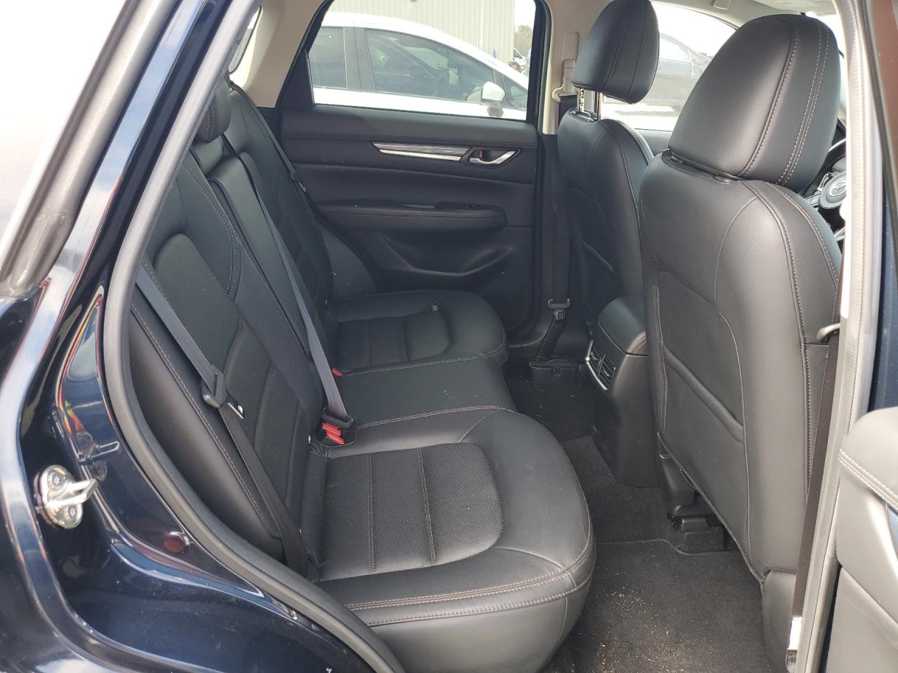 2017 Mazda CX-5 - Image 11