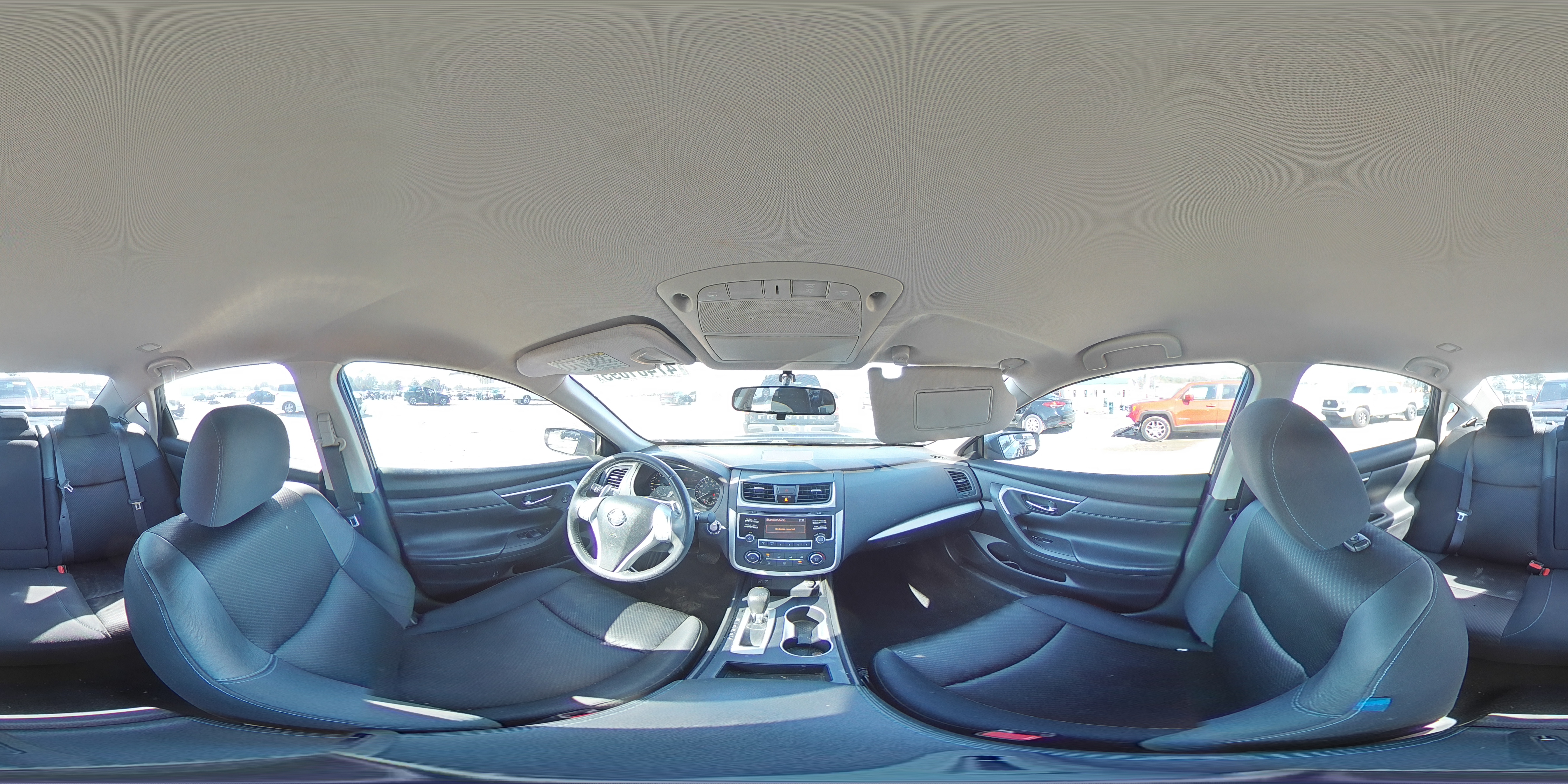 2016 Nissan Altima - Image 13