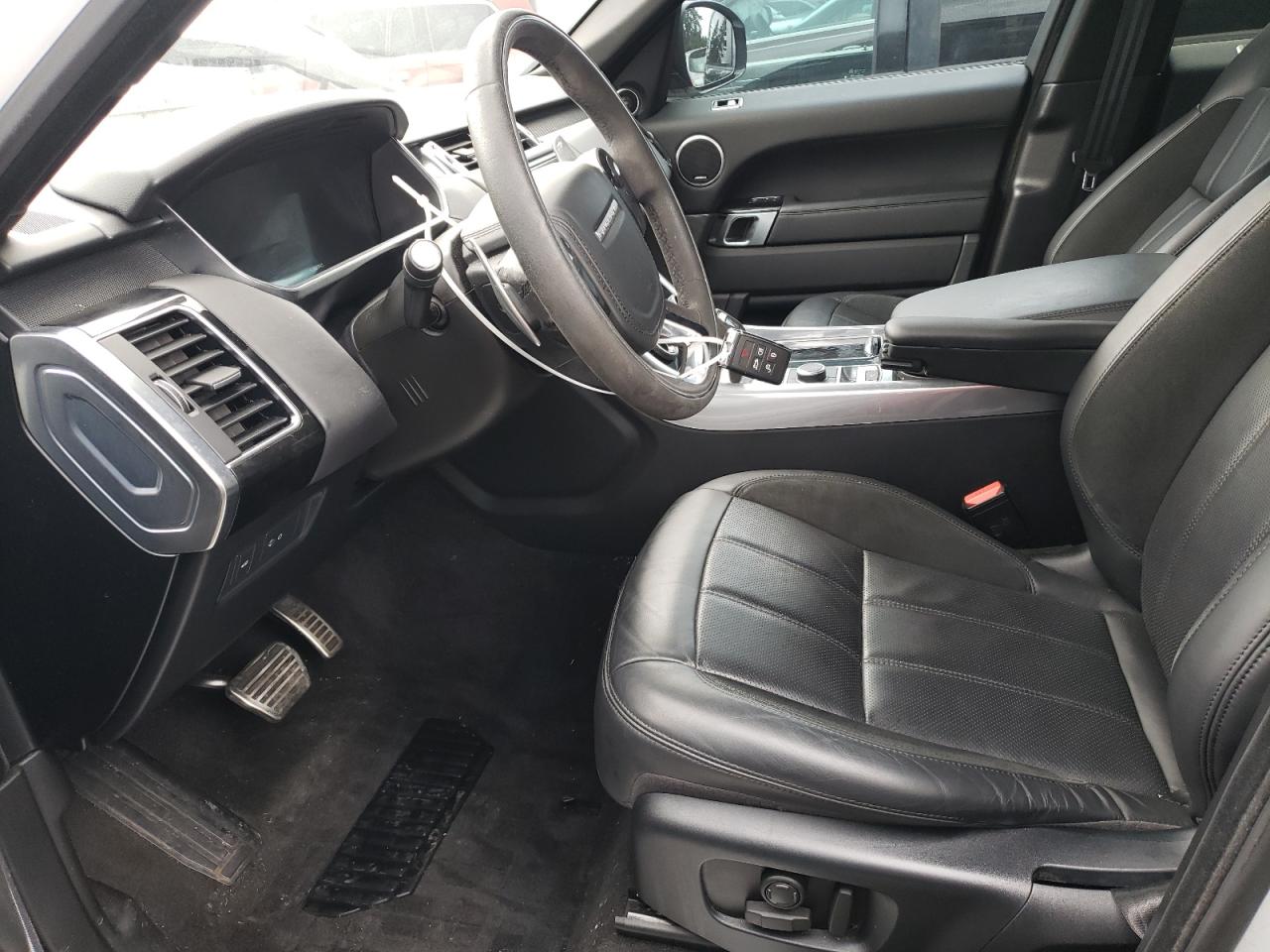 2019 Land Rover Range Rover - Image 7