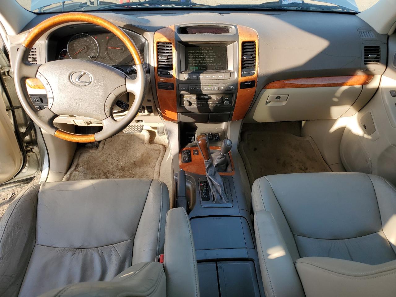 2004 Lexus GX - Image 8