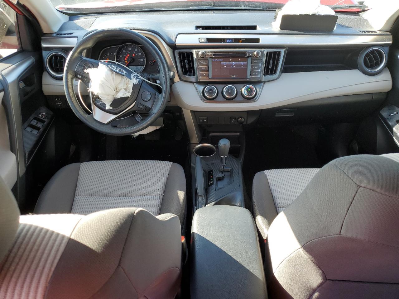 2015 Toyota RAV 4 - Image 8
