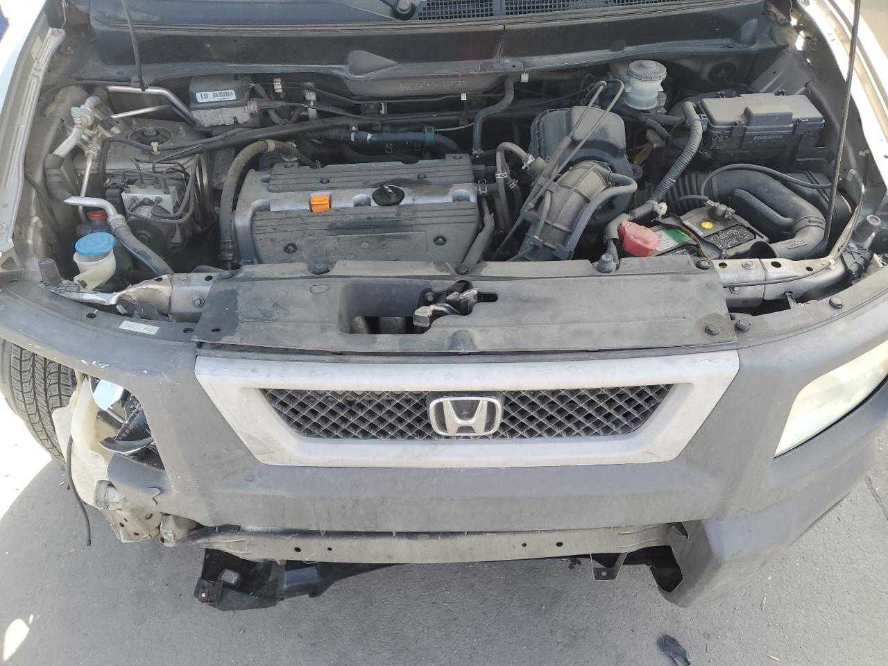 2004 Honda Element - Image 12