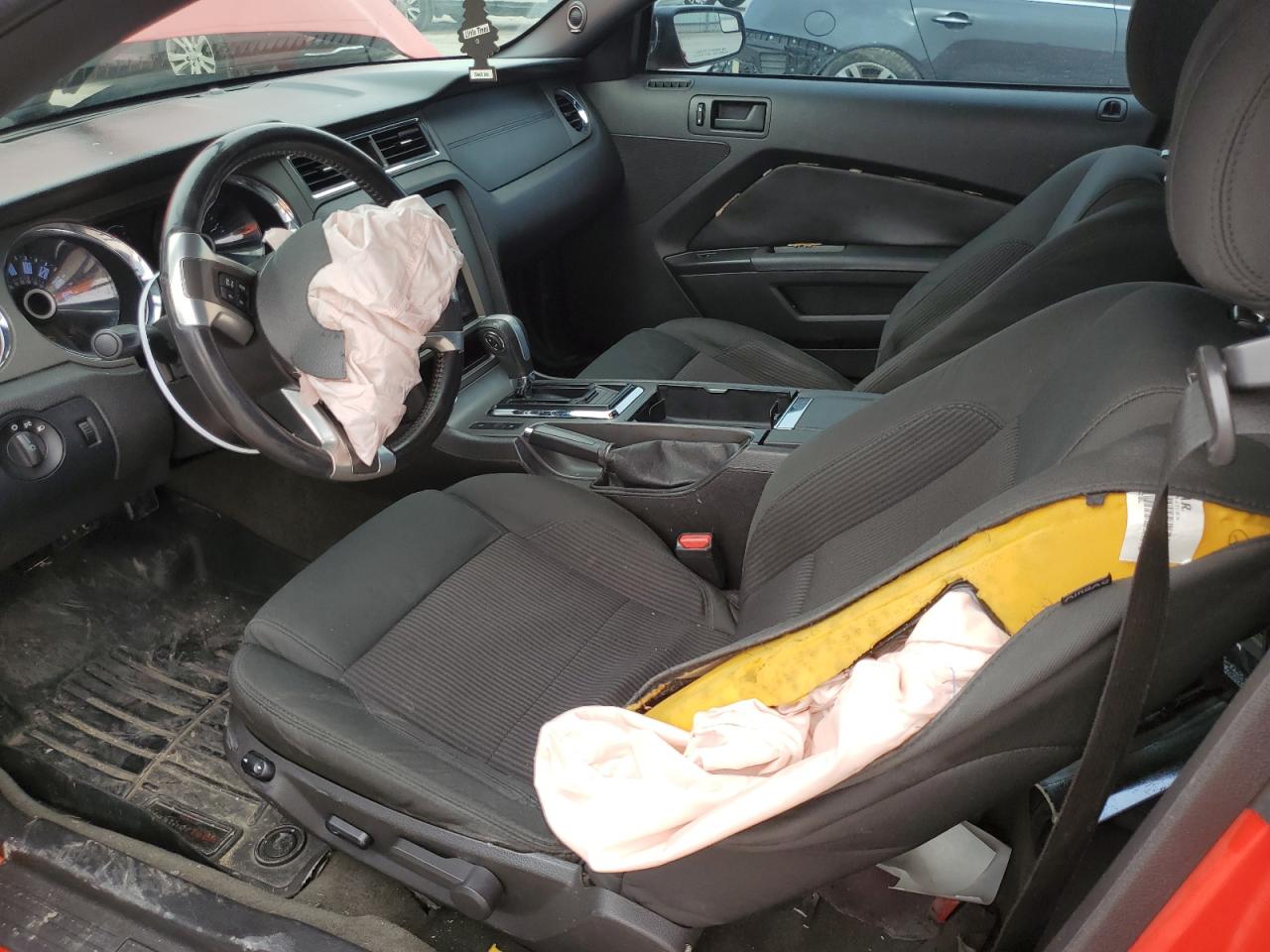 2014 Ford Mustang - Image 8