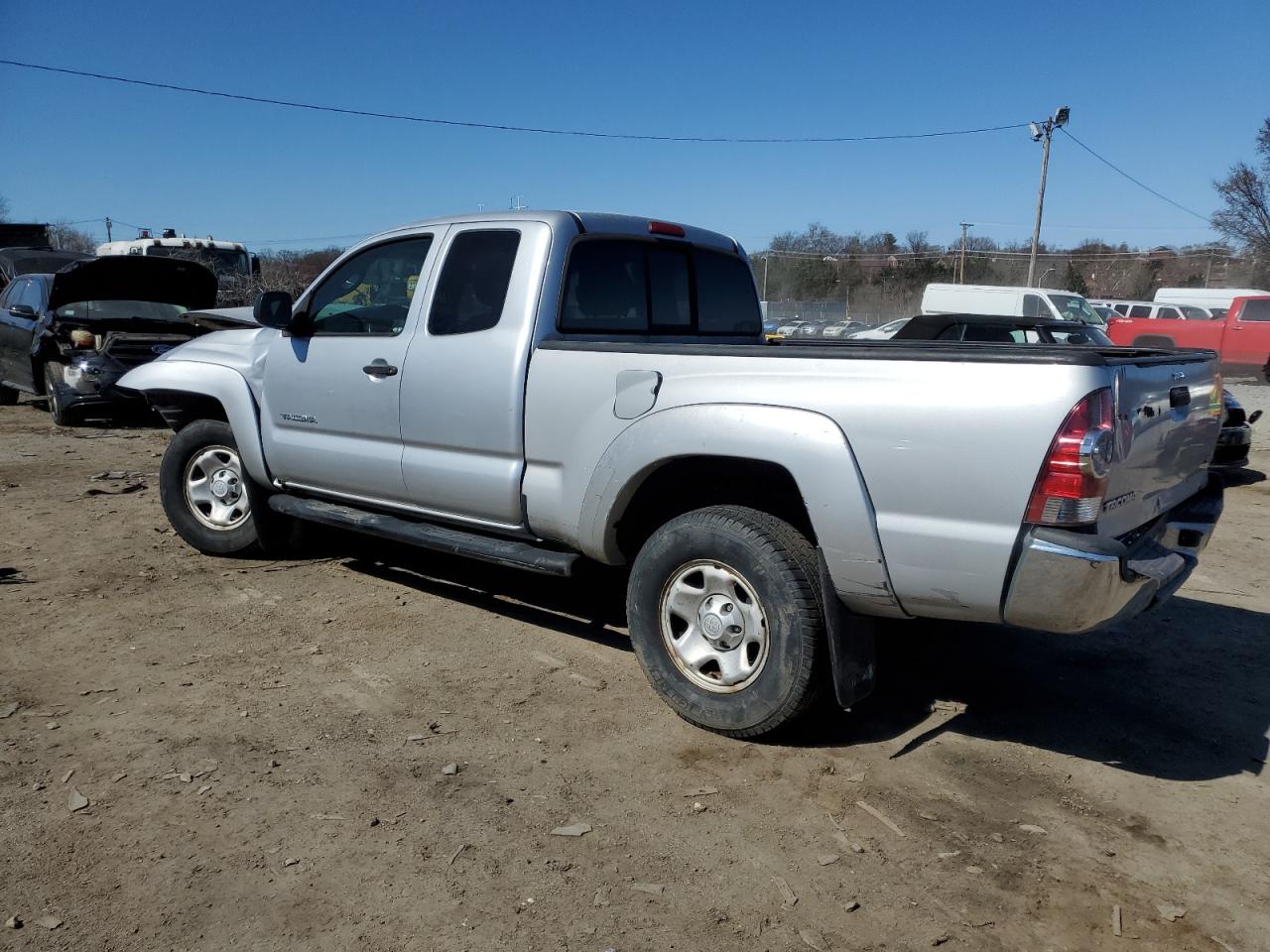 2011 Toyota Tacoma - Image 2