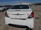 2019 Nissan Versa S იყიდება Cahokia Heights-ში, IL - Rollover