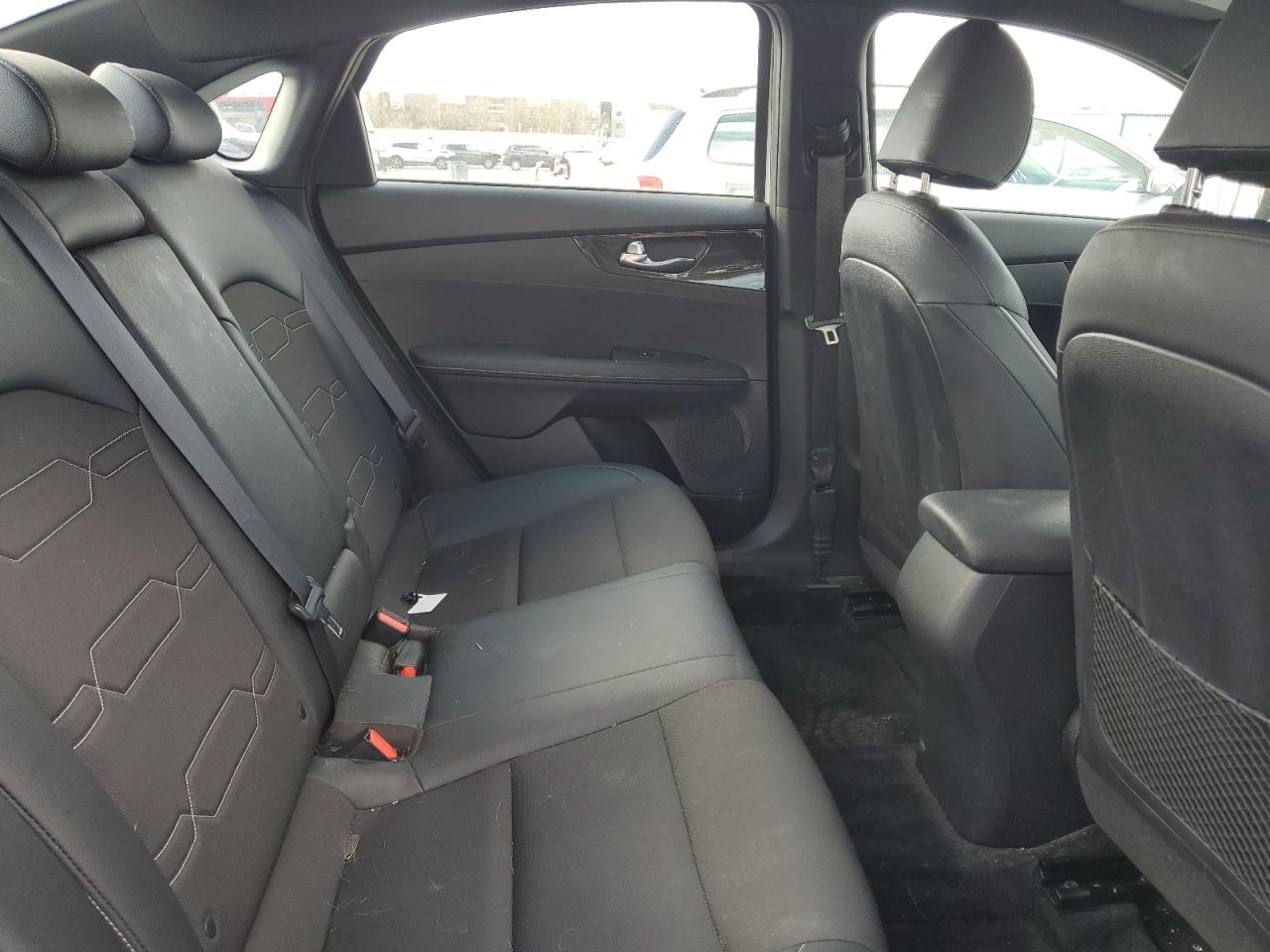 2020 Kia Forte - Image 10