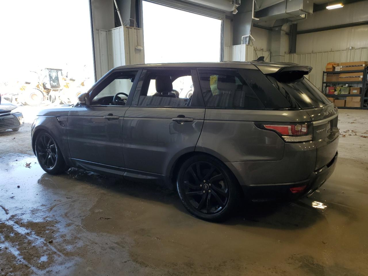 2016 Land Rover Range Rover - Image 2