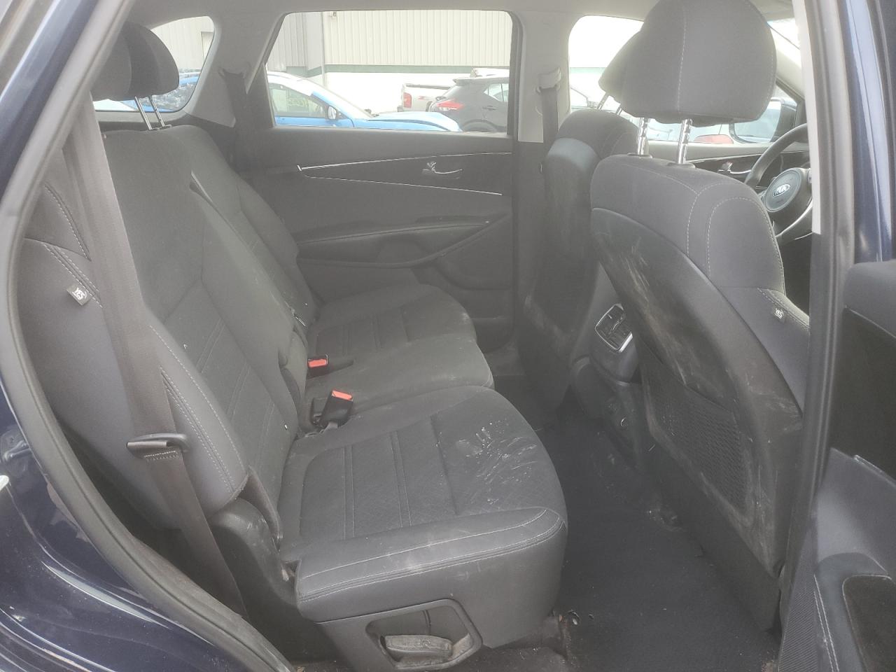2018 Kia Sorento - Image 11