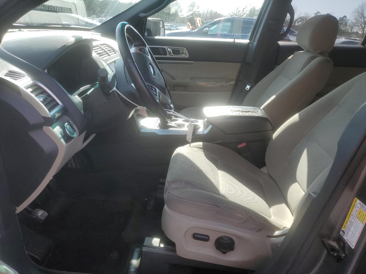 2012 Ford Explorer - Image 7