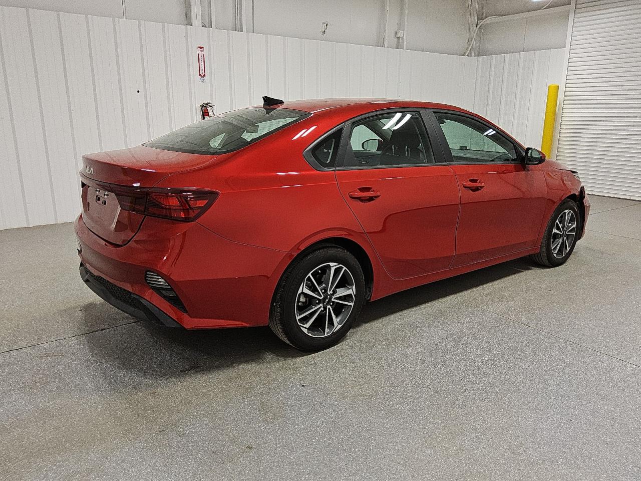 2024 Kia Forte - Image 3