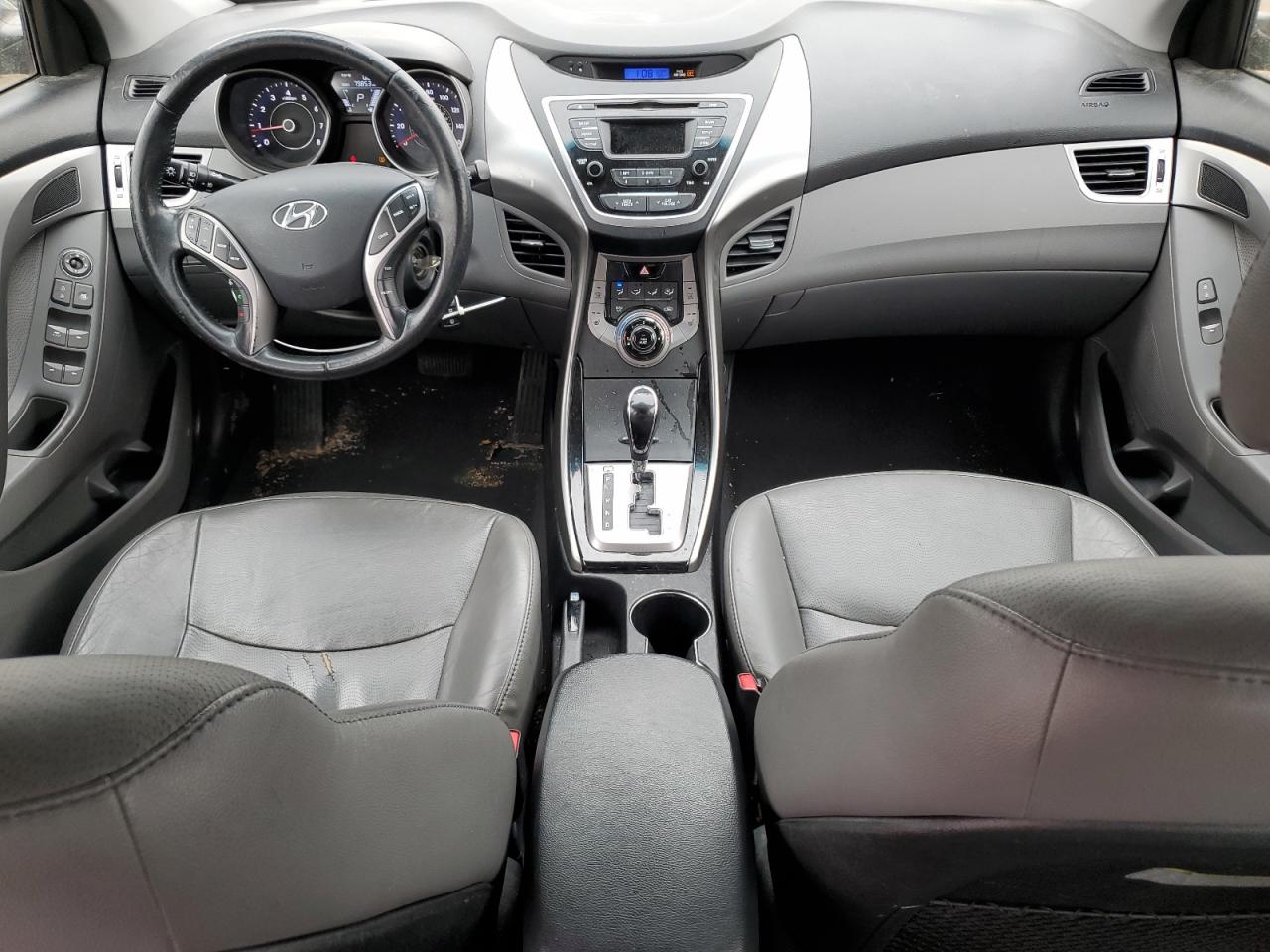 2013 Hyundai Elantra - Image 8