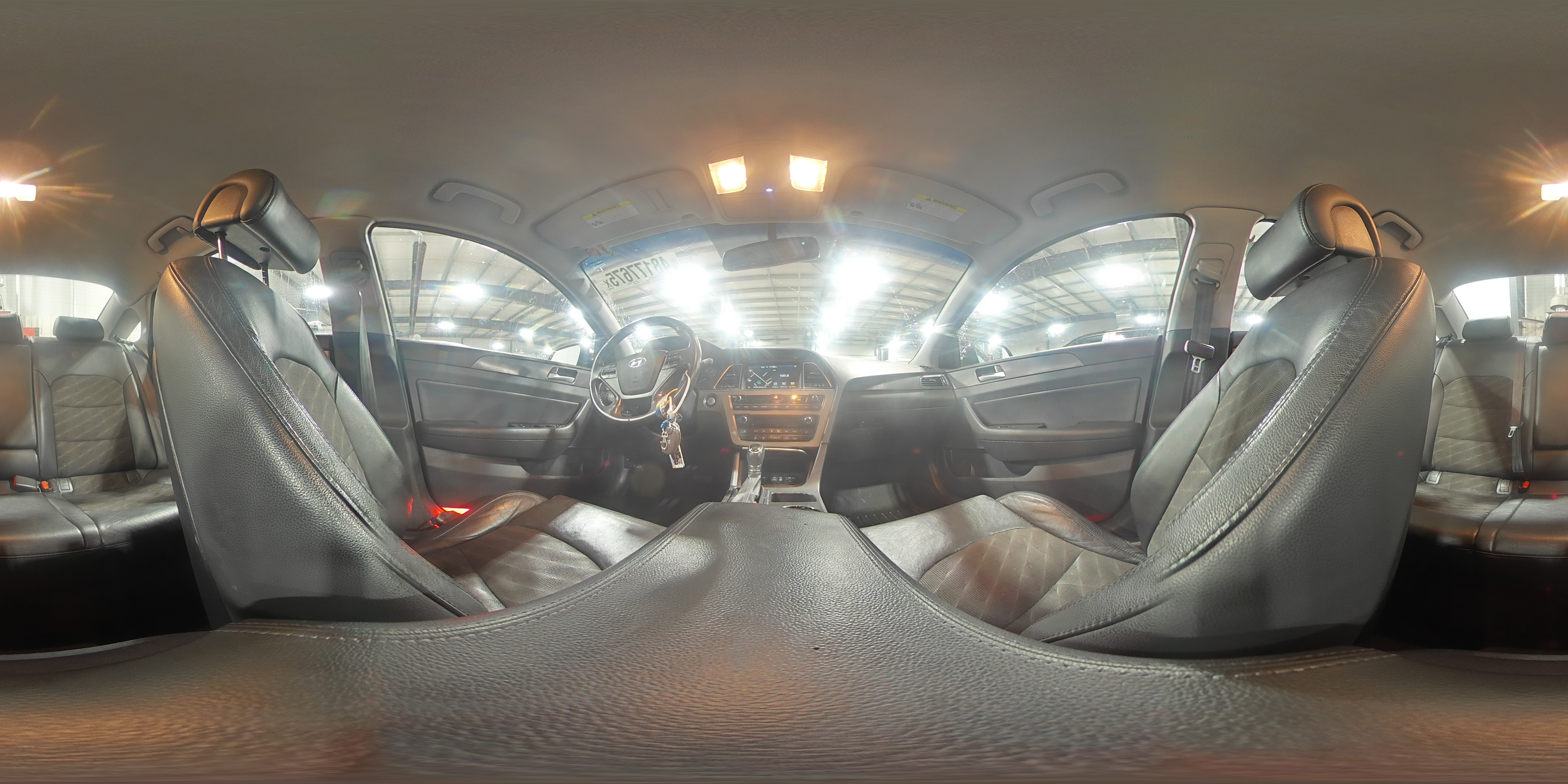 2015 Hyundai Sonata - Image 14