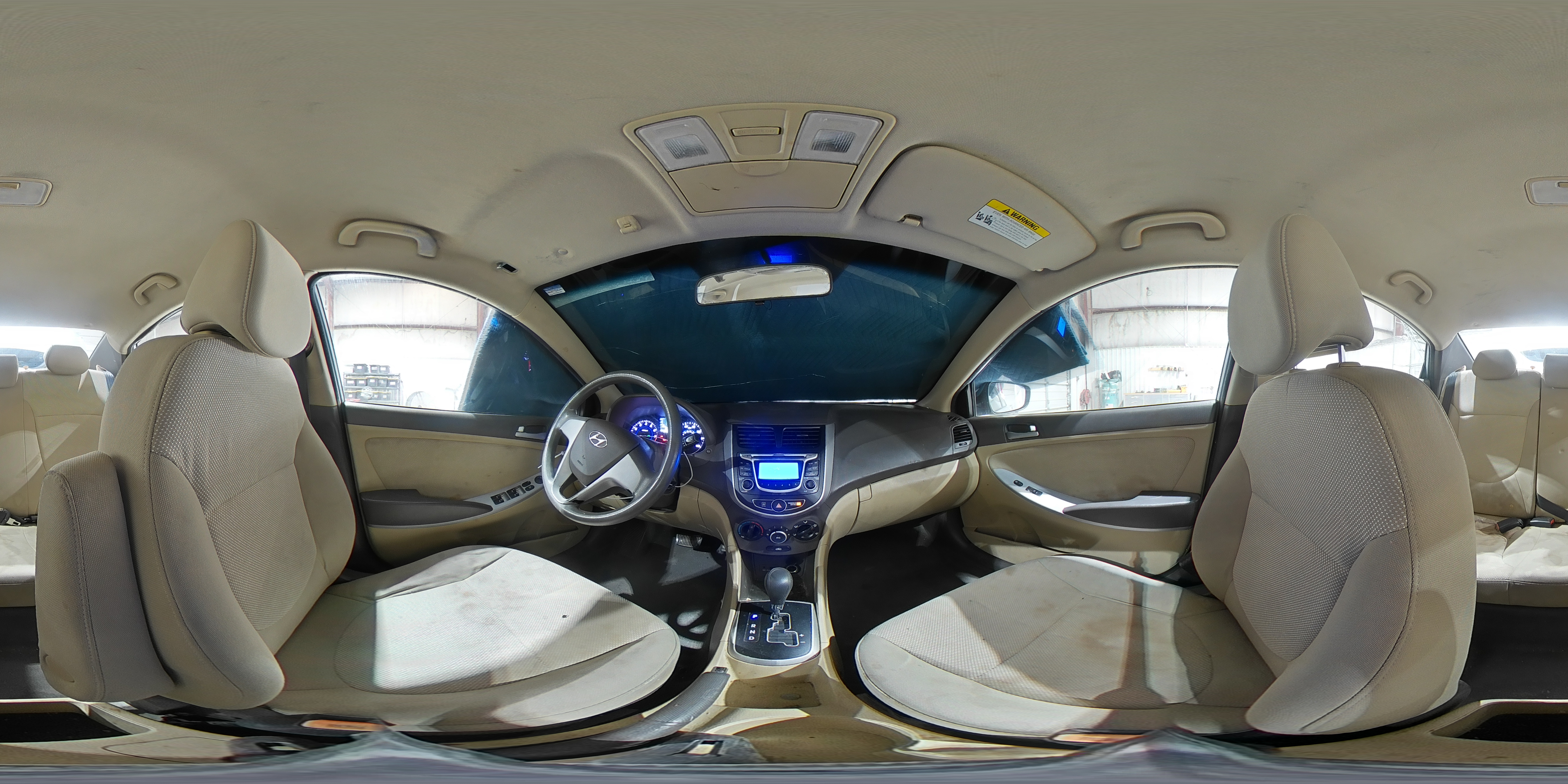 2013 Hyundai Accent - Image 13