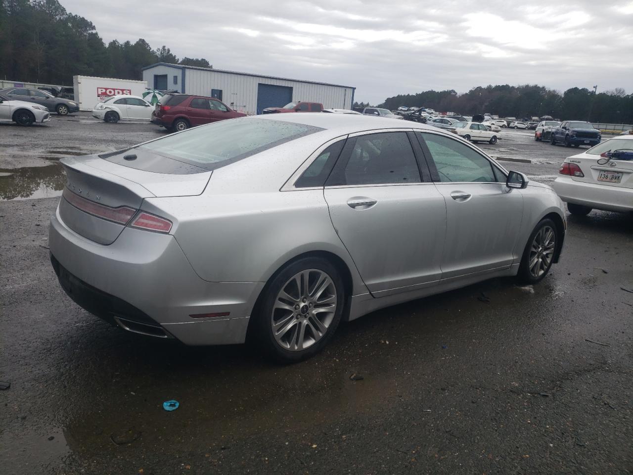 2013 Lincoln MKZ - Image 3