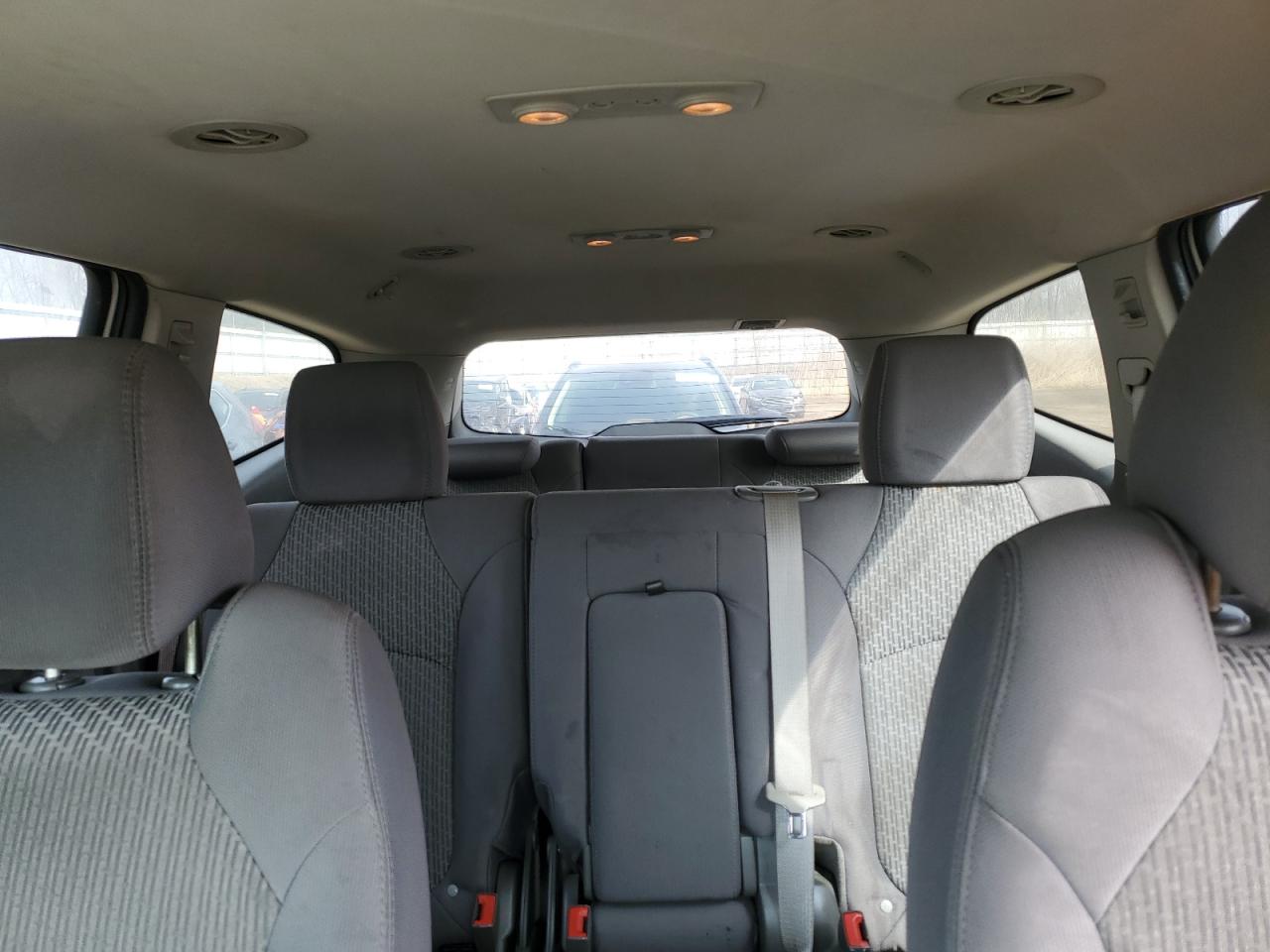 2012 Chevrolet Traverse - Image 10