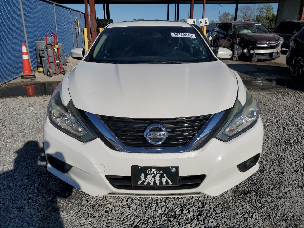 2016 Nissan Altima - Image 5
