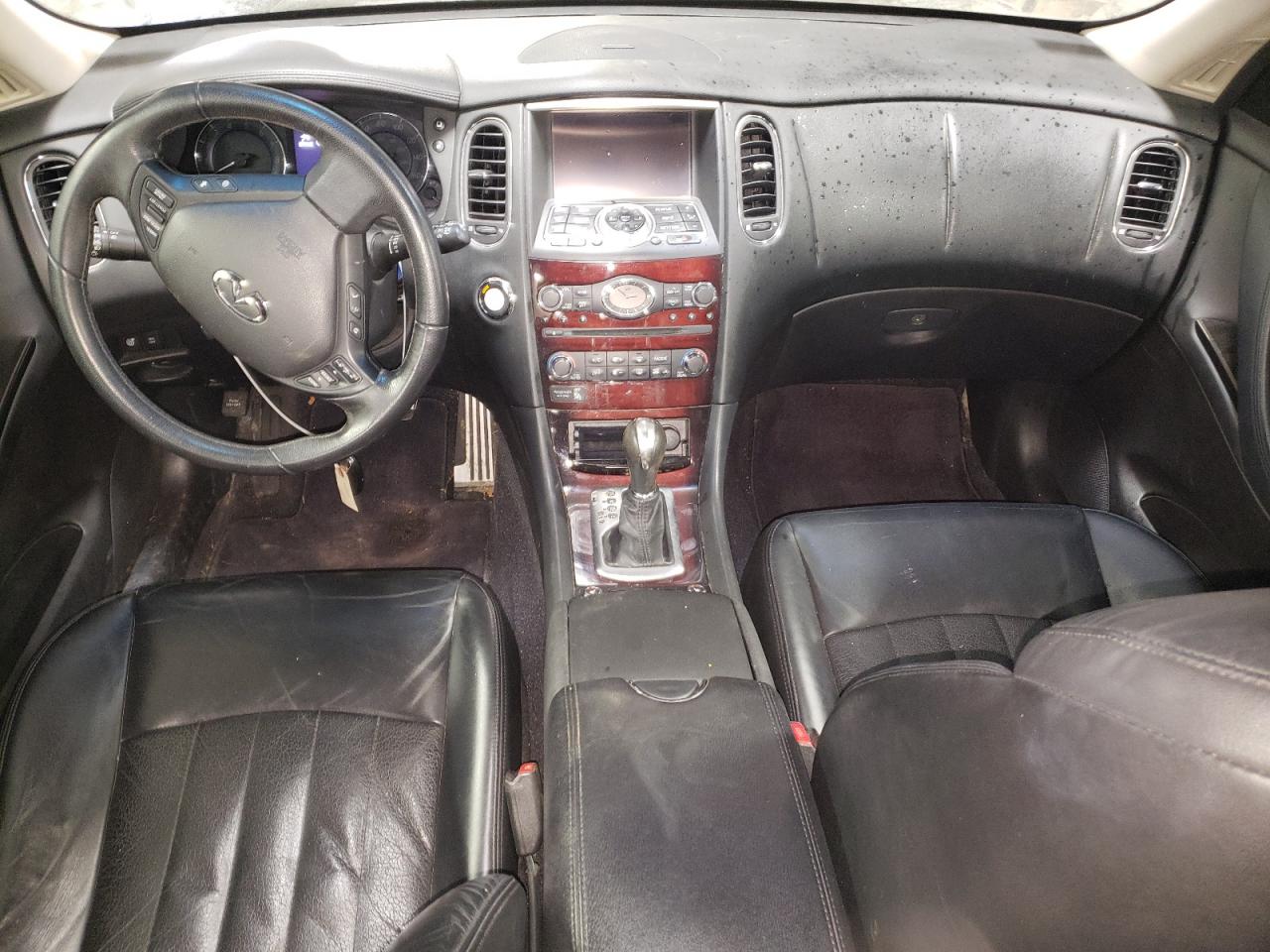 2017 Infiniti QX50 - Image 8
